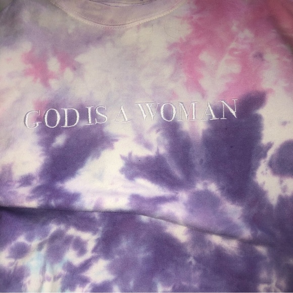 Tie-dye Ariana Grande “God Is A Woman” oversized crewneck - Picture 3 of 5